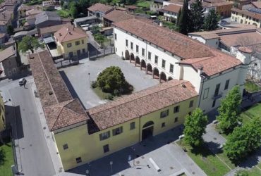 Manutenzione straordinaria del tetto e dei serramenti nel Palazzo Municipale di Cazzago San Martino